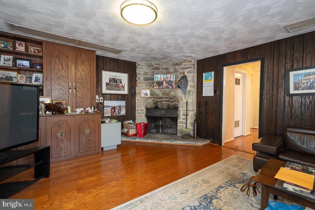 323 HIDDEN RIVER ROAD