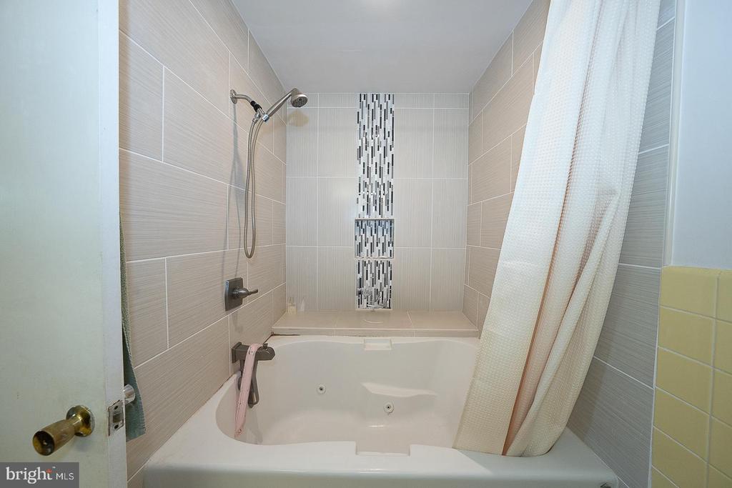 323 HIDDEN RIVER ROAD