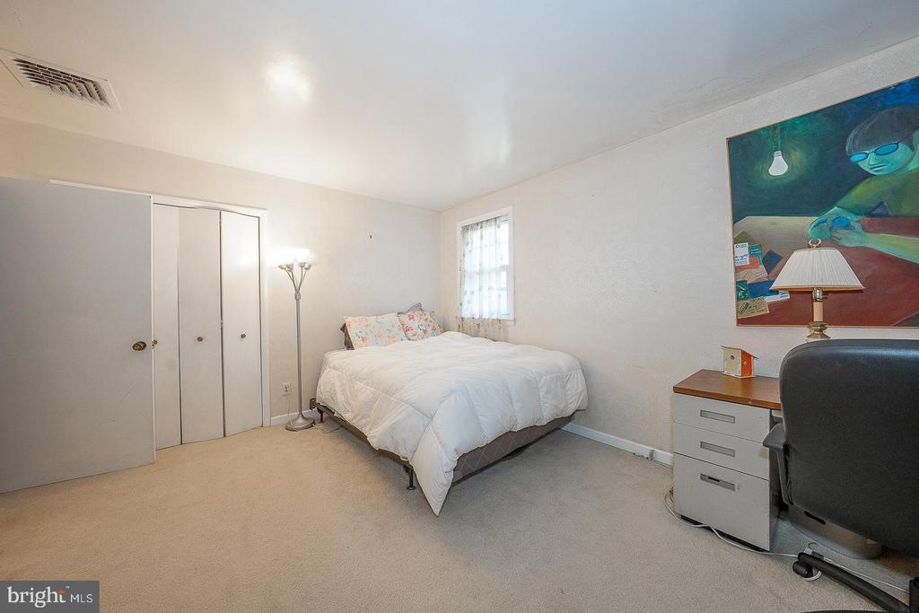 323 HIDDEN RIVER ROAD