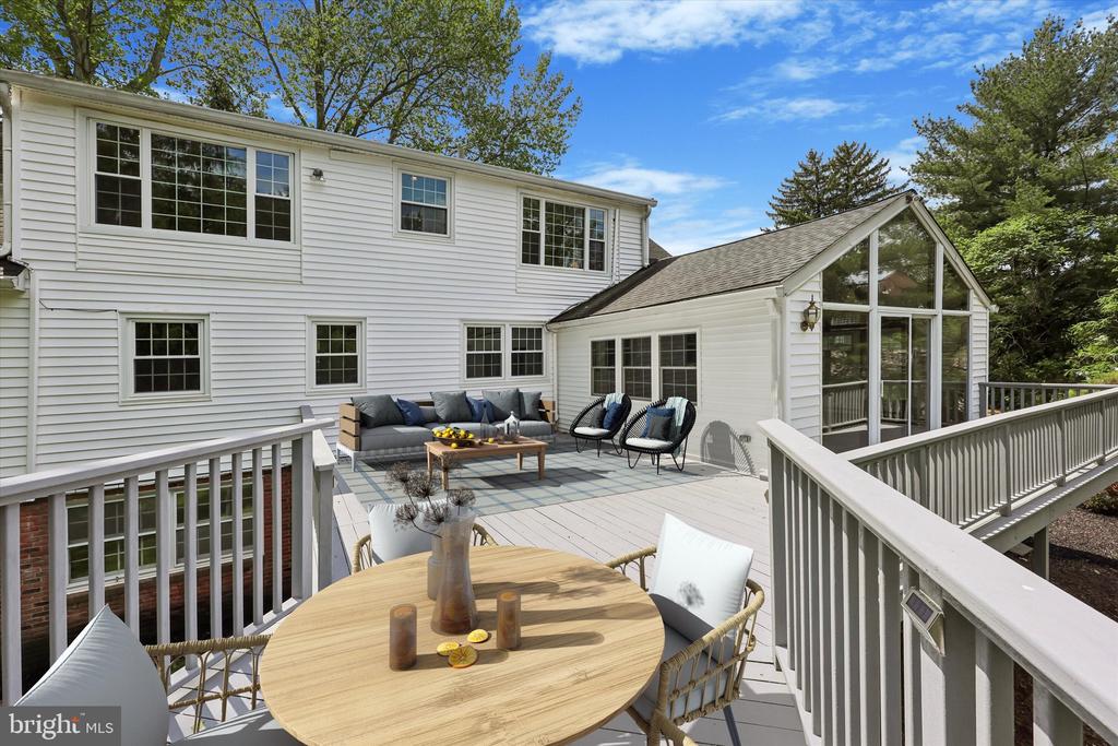 527 CONSHOHOCKEN STATE ROAD