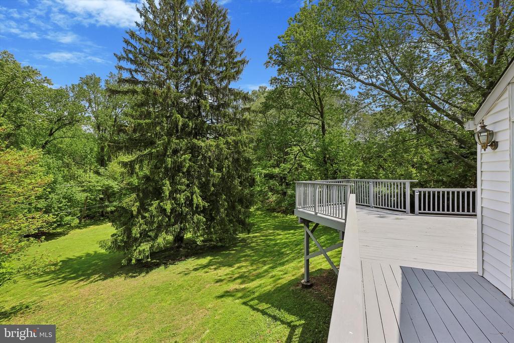 527 CONSHOHOCKEN STATE ROAD