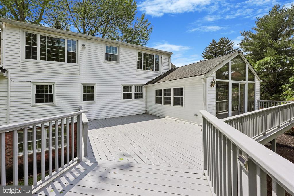 527 CONSHOHOCKEN STATE ROAD