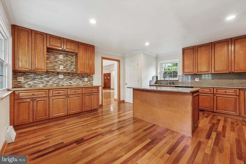527 CONSHOHOCKEN STATE ROAD
