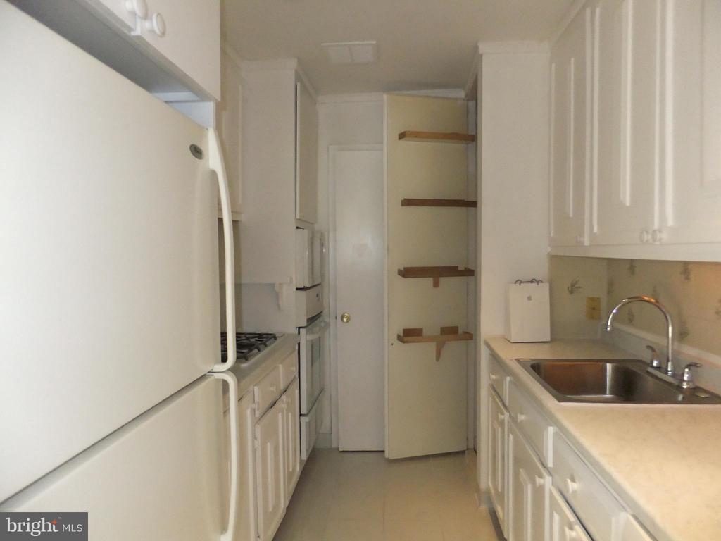 1655 OAKWOOD DRIVE Unit: N217