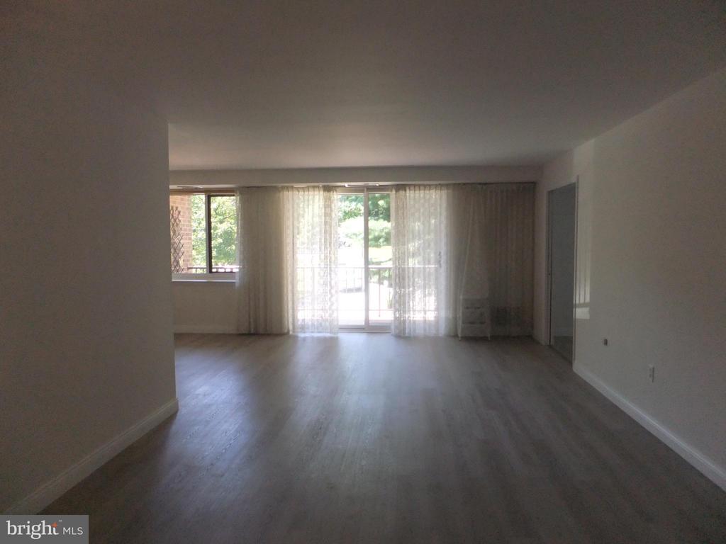 1655 OAKWOOD DRIVE Unit: N217