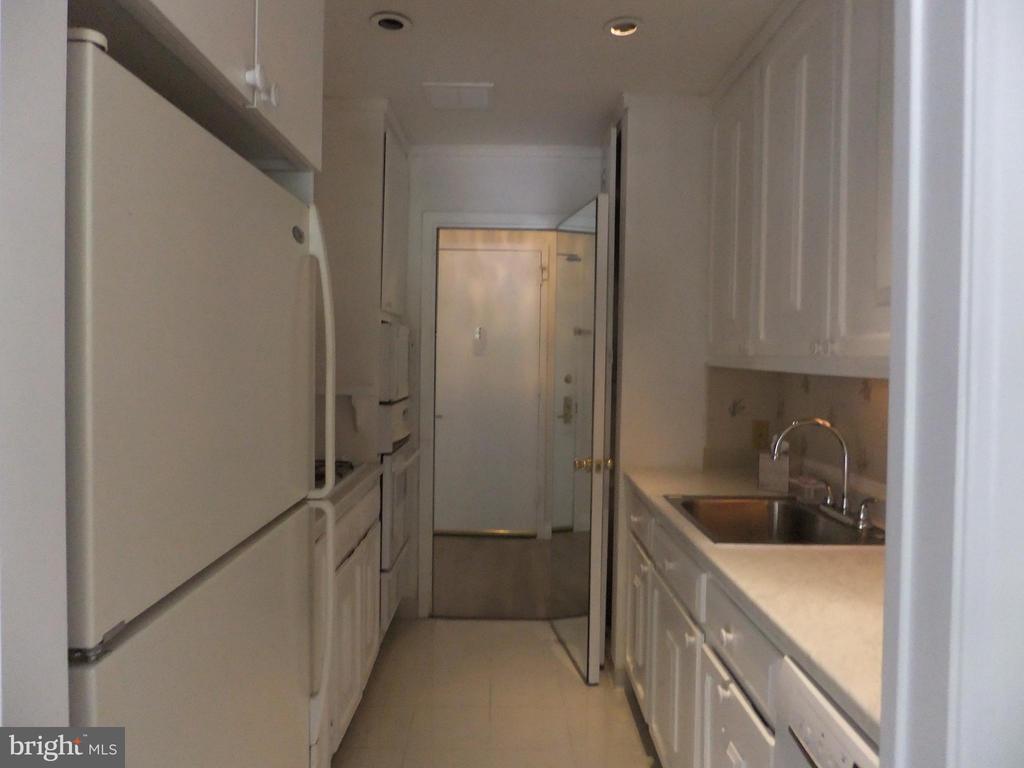 1655 OAKWOOD DRIVE Unit: N217