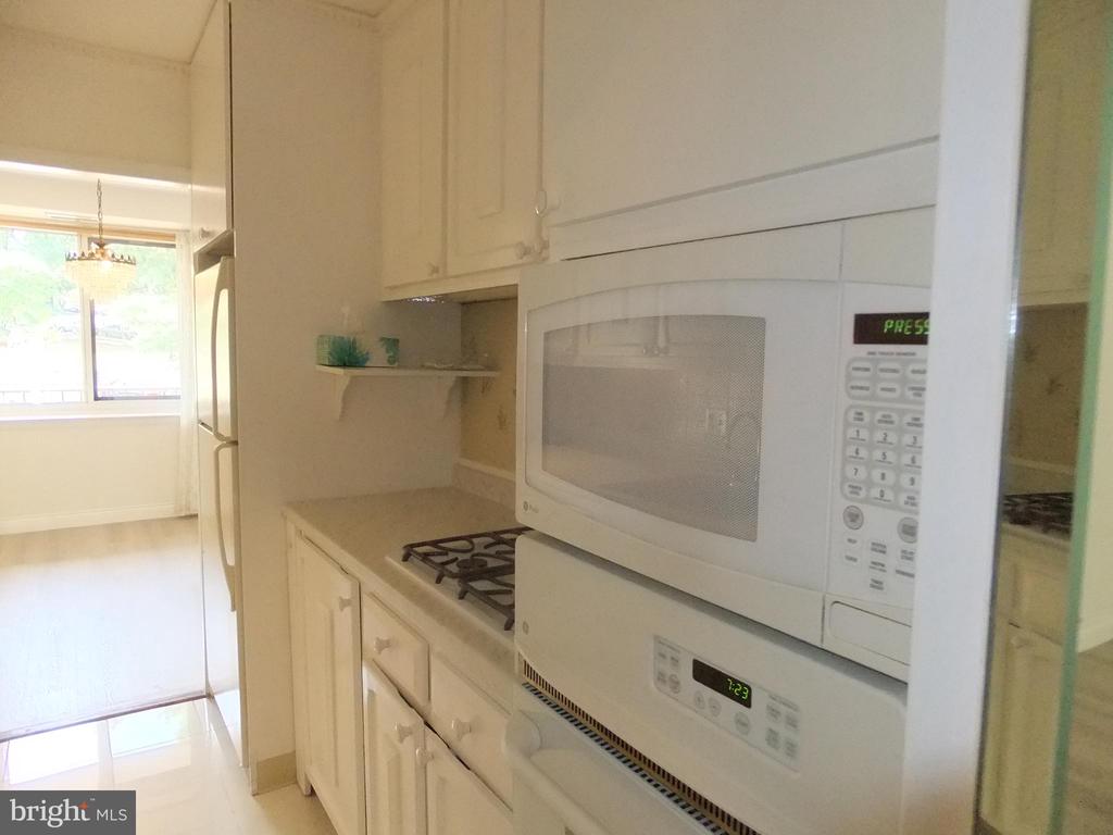 1655 OAKWOOD DRIVE Unit: N217