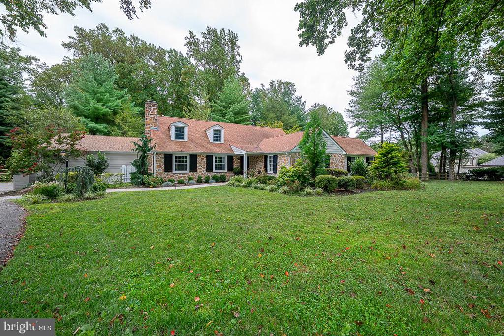 1119 WAVERLY ROAD