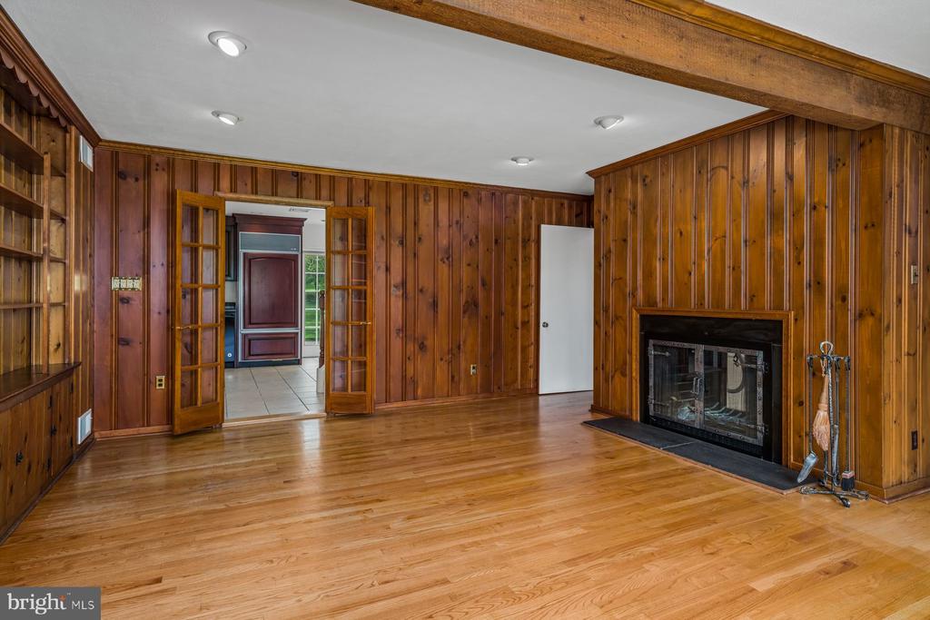828 MERION SQUARE ROAD
