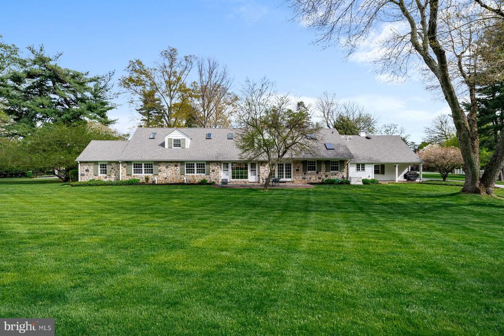 828 MERION SQUARE ROAD
