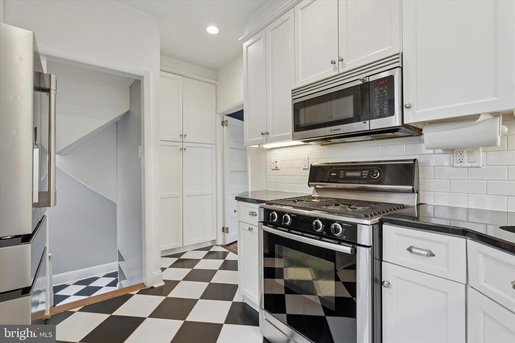 24 N HIGHLAND AVENUE