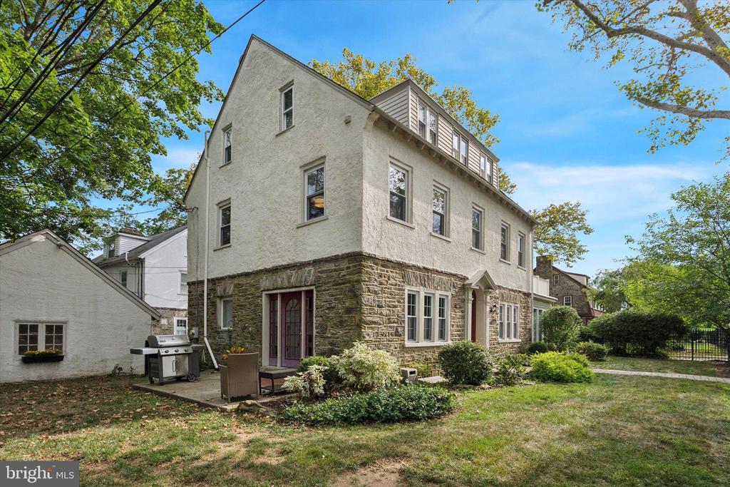 24 N HIGHLAND AVENUE