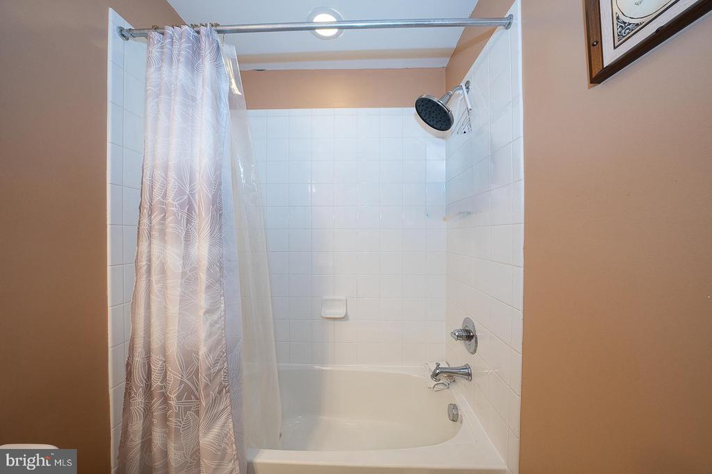 121 OLD CEDARBROOK ROAD 24
