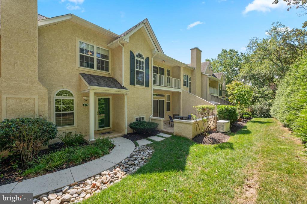 519 HIGHLAND DRIVE