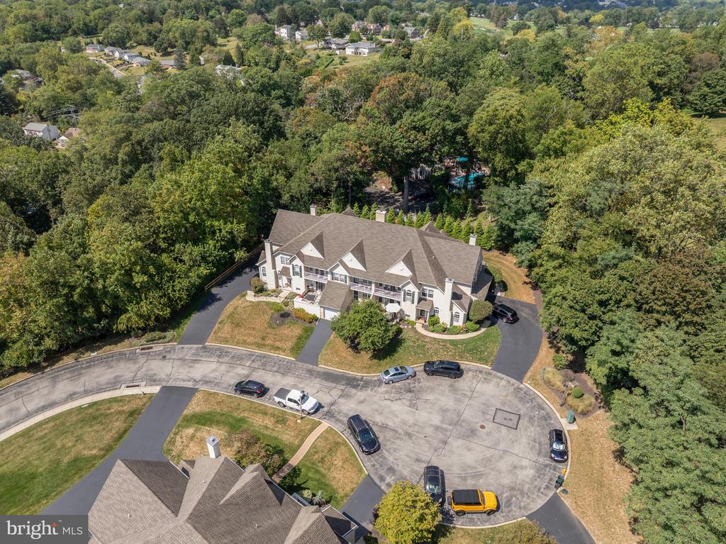 519 HIGHLAND DRIVE