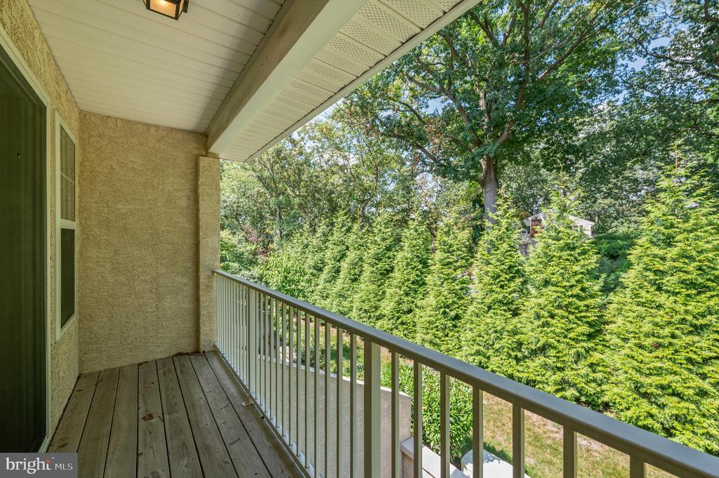 519 HIGHLAND DRIVE