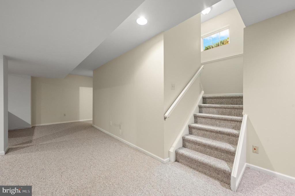 519 HIGHLAND DRIVE