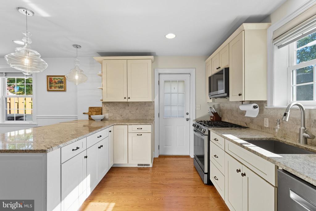 109 OVERBROOK PARKWAY