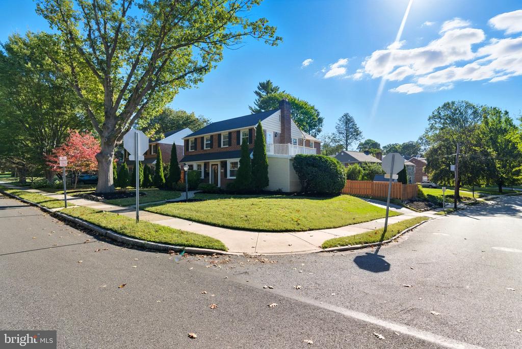 109 OVERBROOK PARKWAY