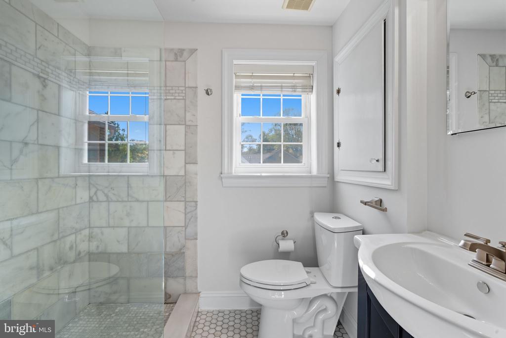 109 OVERBROOK PARKWAY