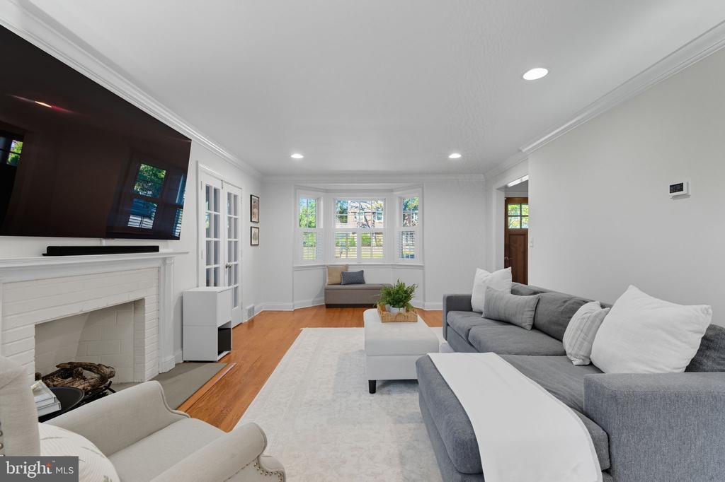 109 OVERBROOK PARKWAY