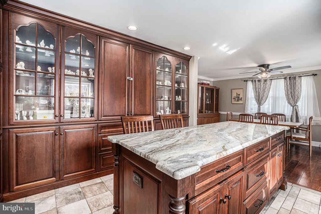 528 ASHBOURNE ROAD