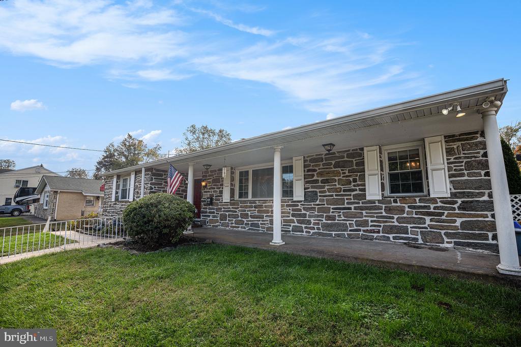 528 ASHBOURNE ROAD