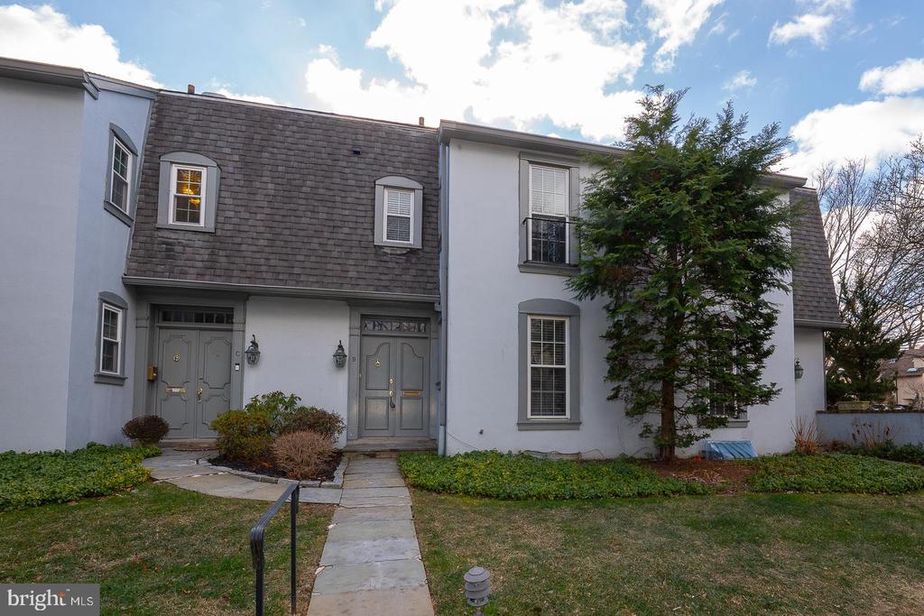 15 LLANFAIR ROAD Unit: B