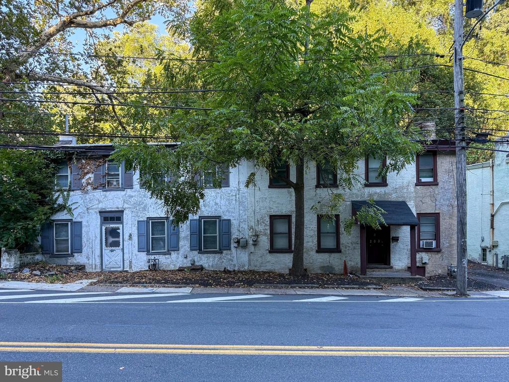 195-205 BELMONT AVENUE