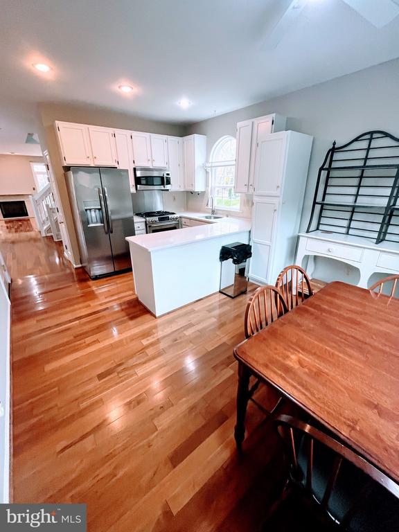 1 VIBURNUM COURT