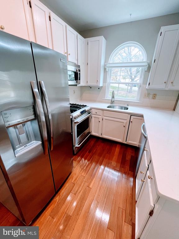 1 VIBURNUM COURT