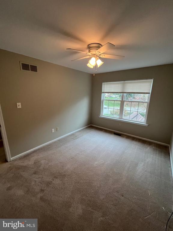 1 VIBURNUM COURT