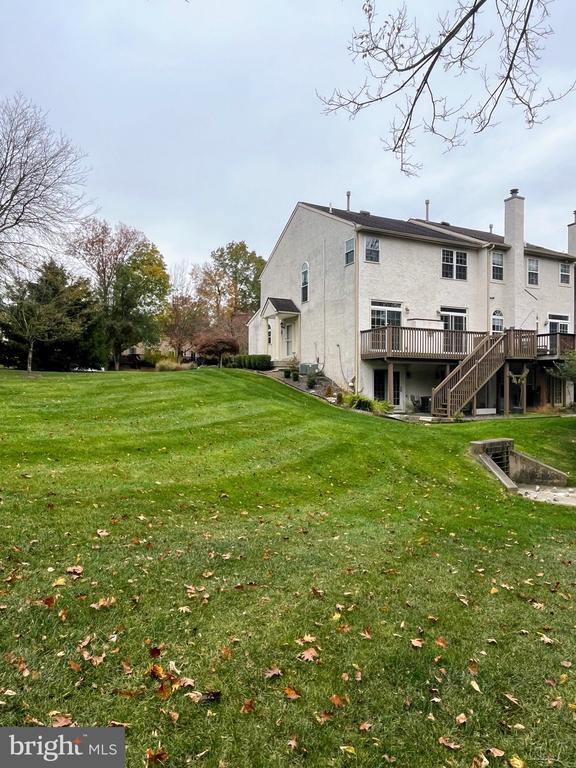 1 VIBURNUM COURT