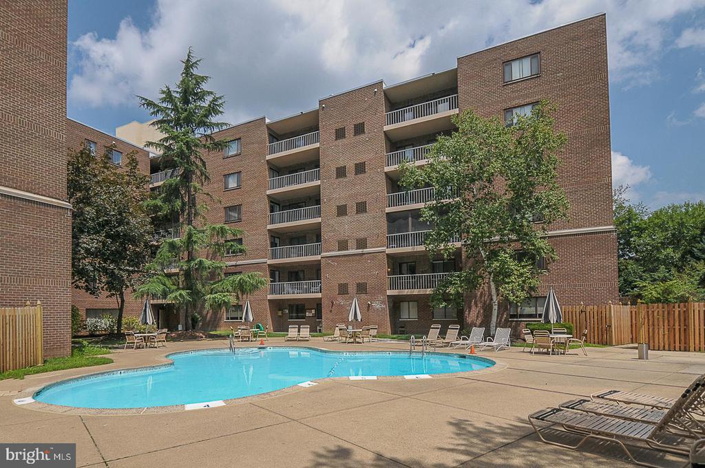 1219 W WYNNEWOOD ROAD Unit: 311