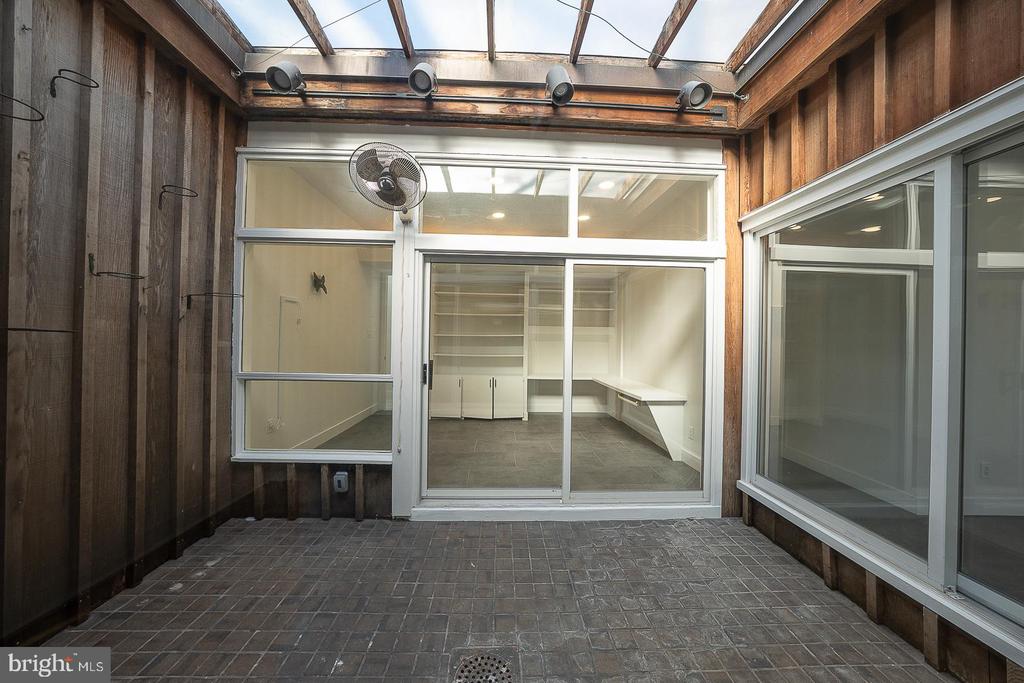39 FAIRVIEW ROAD
