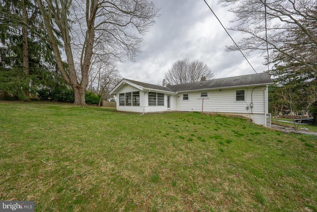 437 MEADOWCROFT ROAD