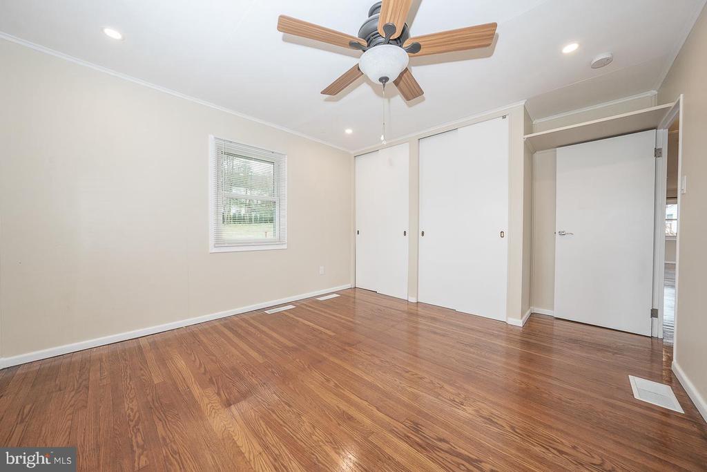 437 MEADOWCROFT ROAD