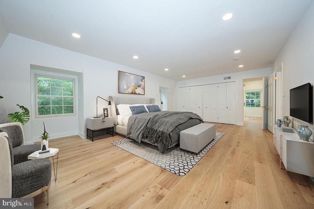 4103 LAUREL DRIVE