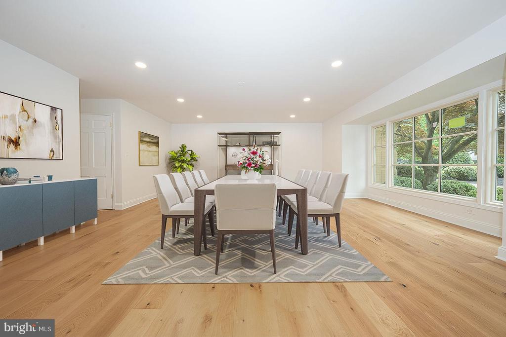 4103 LAUREL DRIVE