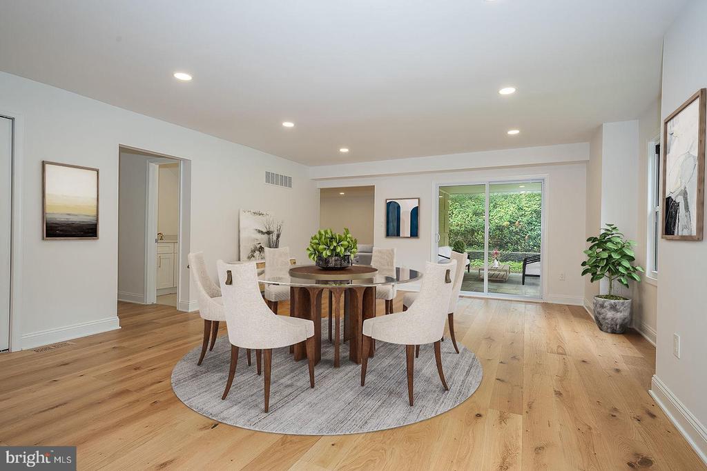 4103 LAUREL DRIVE