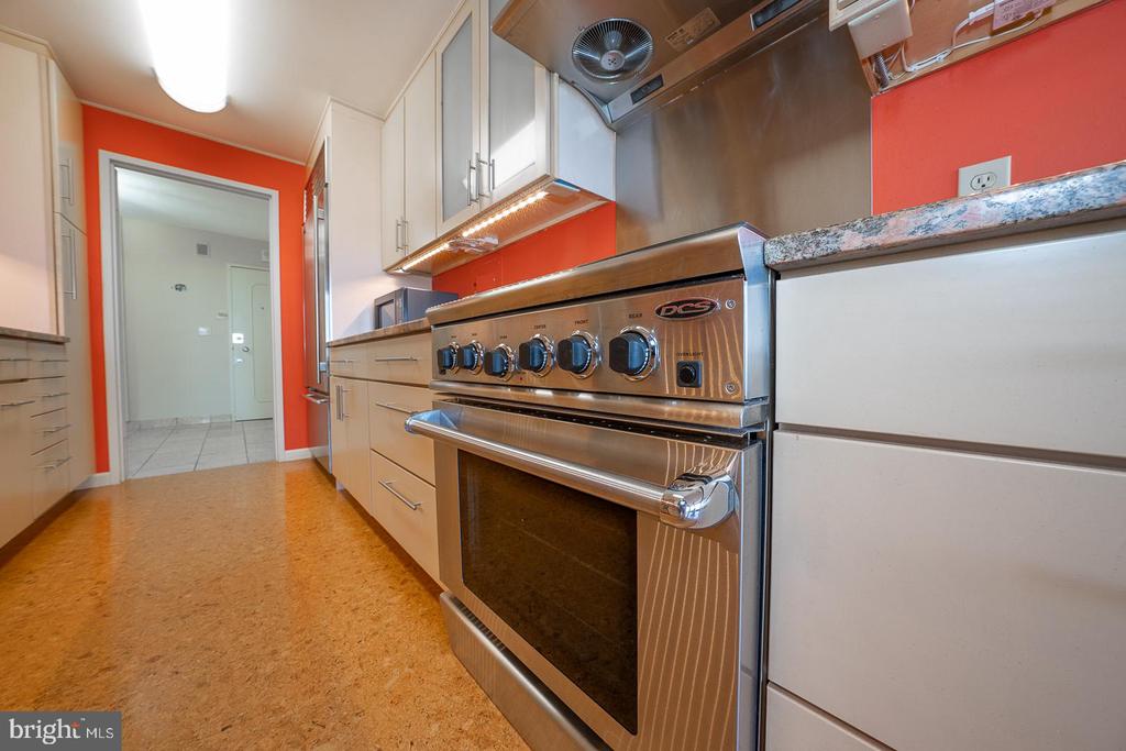50 BELMONT AVENUE Unit: 1010