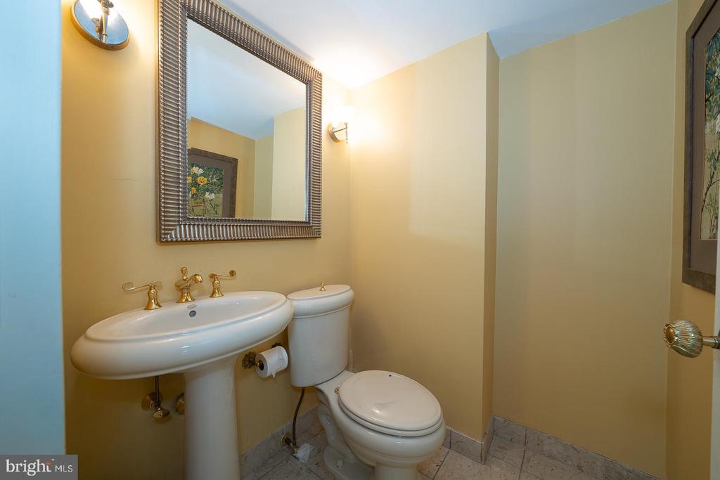 50 BELMONT AVENUE Unit: 1010