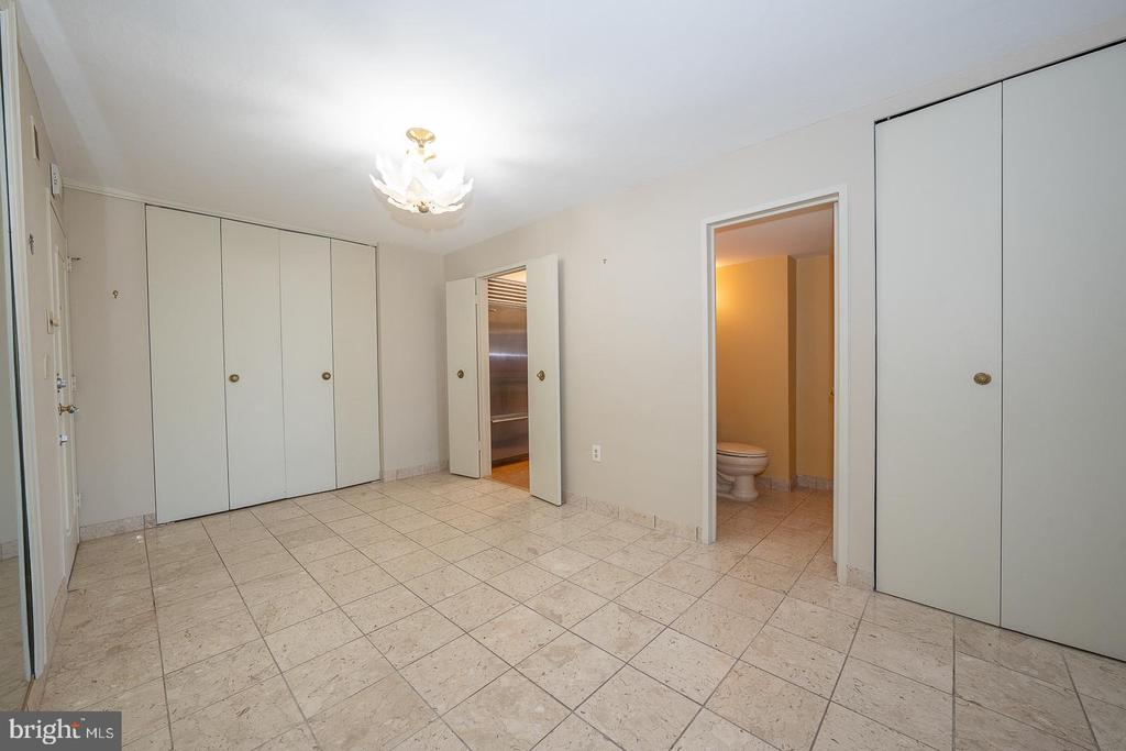 50 BELMONT AVENUE Unit: 1010