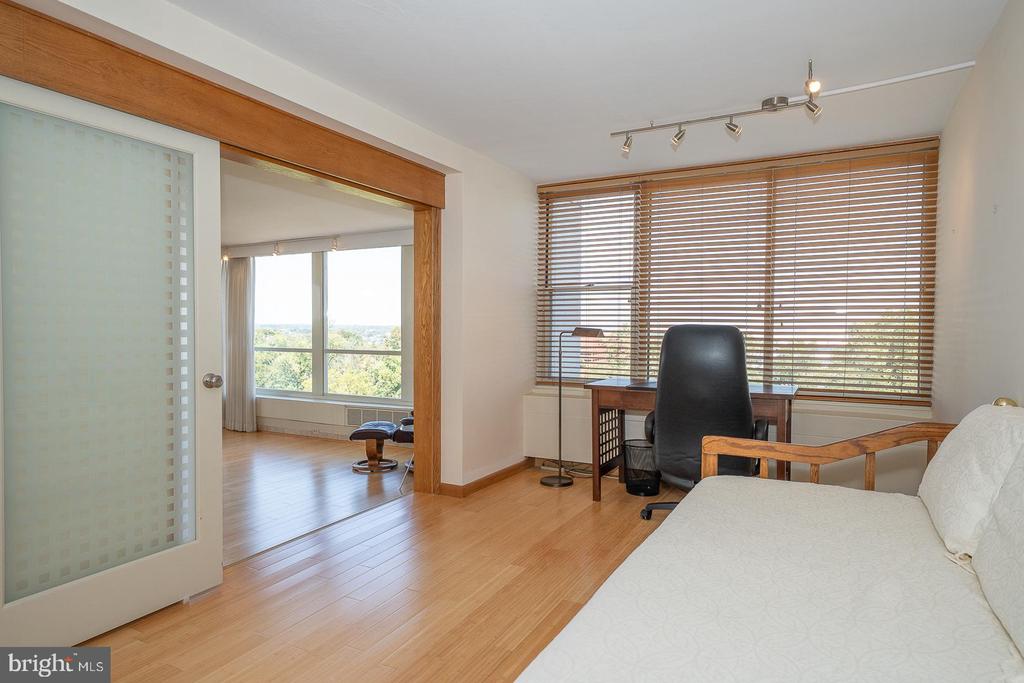 50 BELMONT AVENUE Unit: 1010