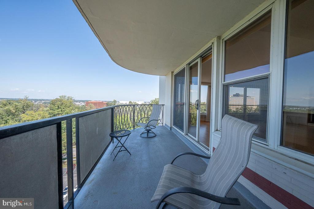 50 BELMONT AVENUE Unit: 1010