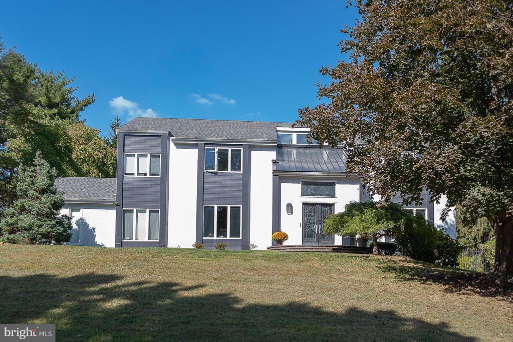 1288 BOBARN DRIVE