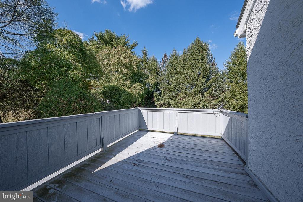 1288 BOBARN DRIVE