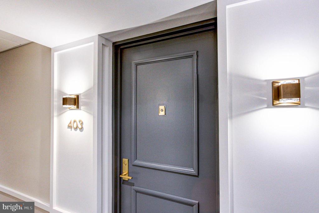 1655 OAKWOOD DRIVE Unit: CONDO 403