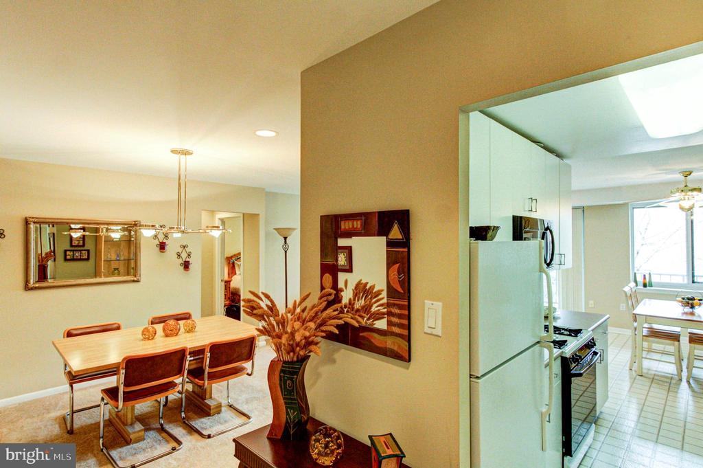 1655 OAKWOOD DRIVE Unit: CONDO 403