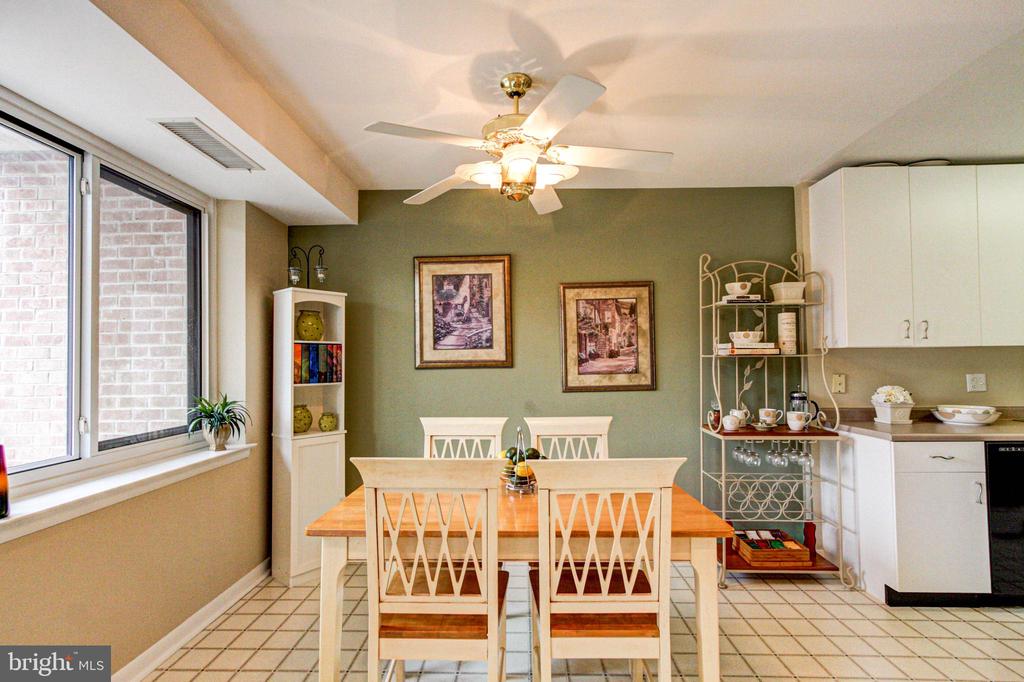 1655 OAKWOOD DRIVE Unit: CONDO 403